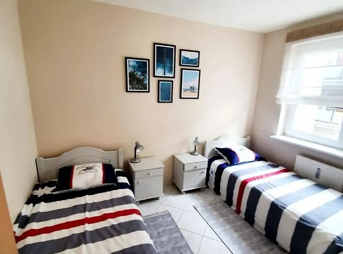 Apartment Koala Kolobrzeg, 50 M Do Plazy, Garaz-po Wczesniejszej Rezerwacji U Wlascicieli, Wifi, Mile Widziane Czworonogi