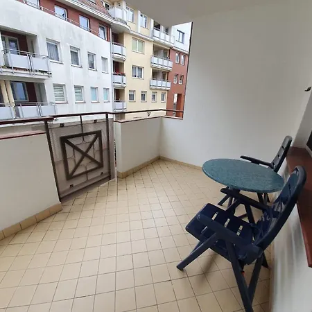 Koala Kołobrzeg, 50 M Do Plaży, Garaż-po Wcześniejszej Rezerwacji U Właścicieli, Wifi, Mile Widziane Czworonogi Kołobrzeg