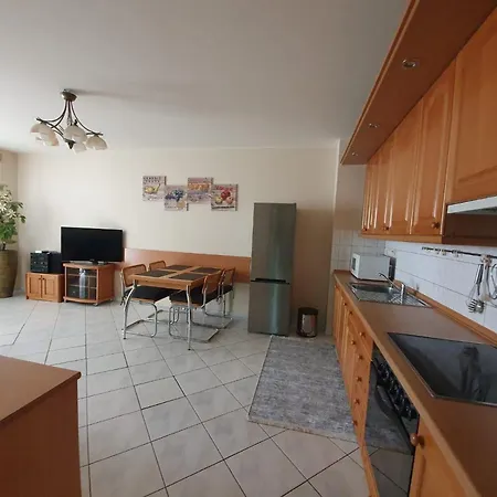 Koala Kołobrzeg, 50 M Do Plaży, Garaż-po Wcześniejszej Rezerwacji U Właścicieli, Wifi, Mile Widziane Czworonogi Apartament *