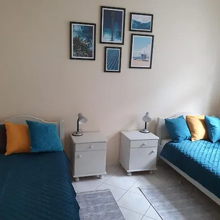 Koala Kołobrzeg, 50 M Do Plaży, Garaż-po Wcześniejszej Rezerwacji U Właścicieli, Wifi, Mile Widziane Czworonogi *